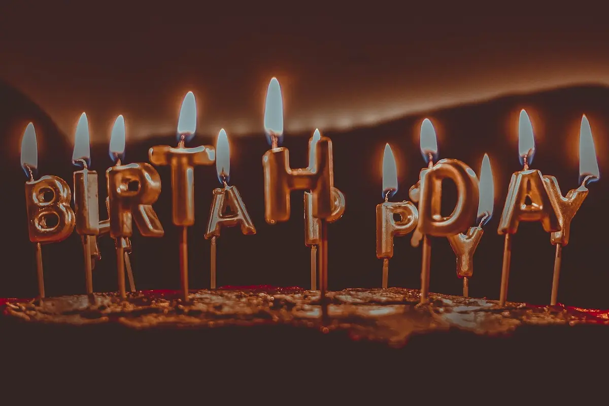 quem nasceu em 1976 tem quantos anos